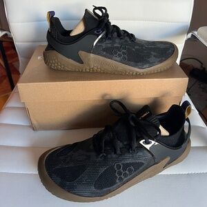 Vivobarefoot / Timbaland size 9 US